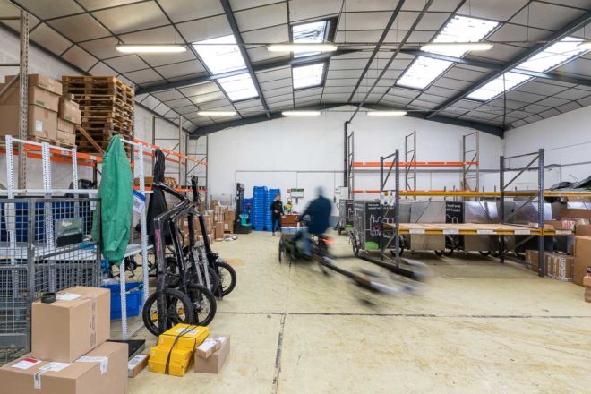 Communiqué – Intégrer le vélo-cargo dans le plan d&rsquo;électrification du transport routier